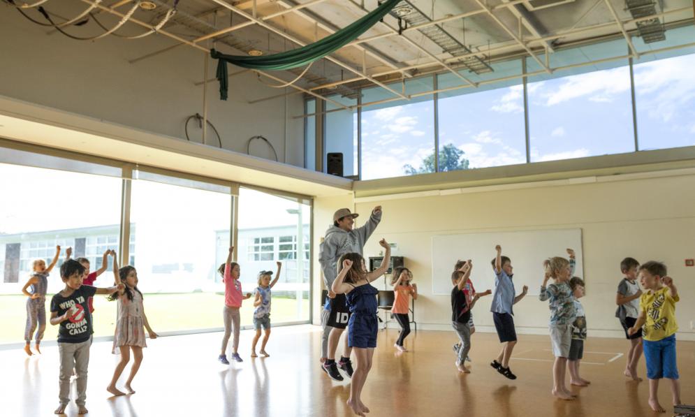 Children acting and performing in Studio